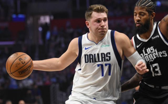 开云体育官方网站-创造球队八成进攻机会 东契奇沉船领军抢占天王山